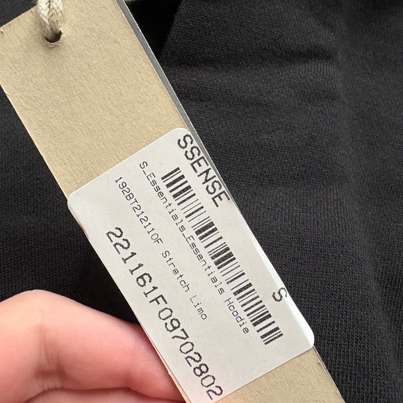 Essentials hoodie stretch limo small Brand new - Picture 3 of 3